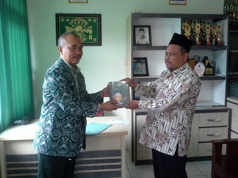 1505208_579621828794296_308825179_n